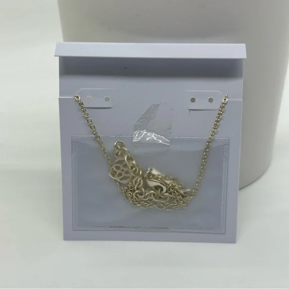 NWT Elisa Gold Pendant Necklace in Red Illusion - Picture 7 of 7